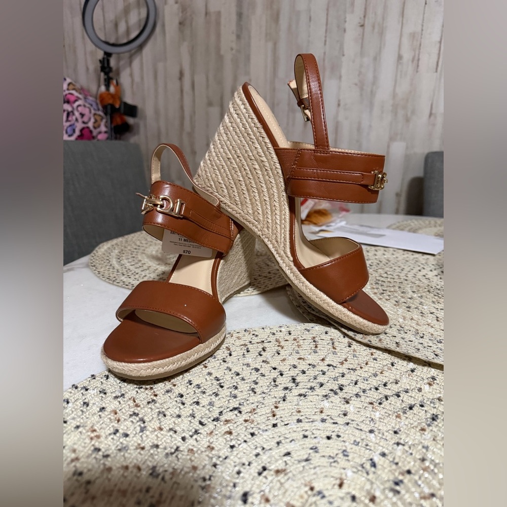 Liz clairborne Wedge Sandals 11